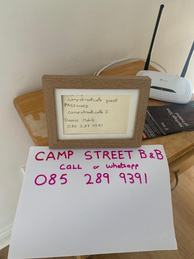 Room 1 Camp Street B&B Oughterard Buitenkant foto